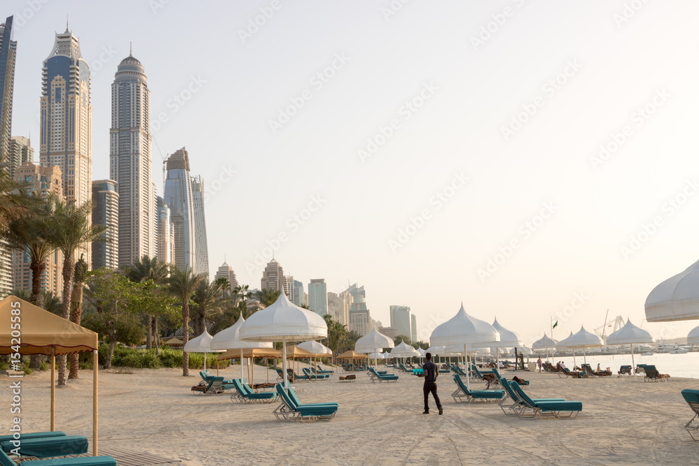 Fototapeta premium Dubai Marina, panoramic view of the sand beach