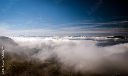 Über den Wolken am Berg 2
