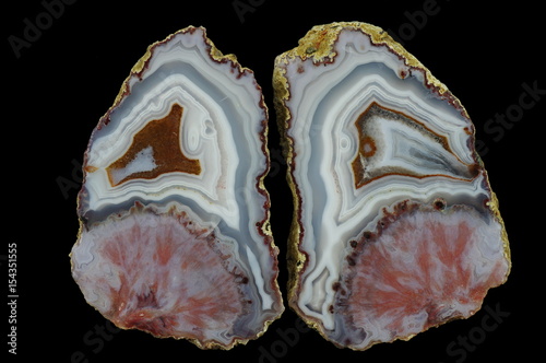 Slika na platnu A cross section of the agate stone