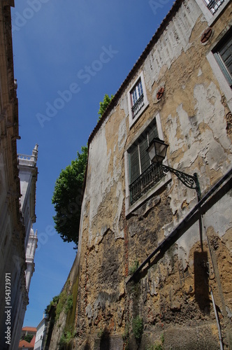 Verfallenes Haus in Lisabon