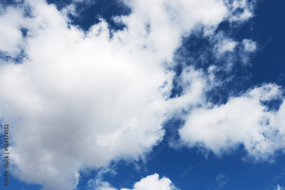 Obraz premium blue sky with clouds closeup