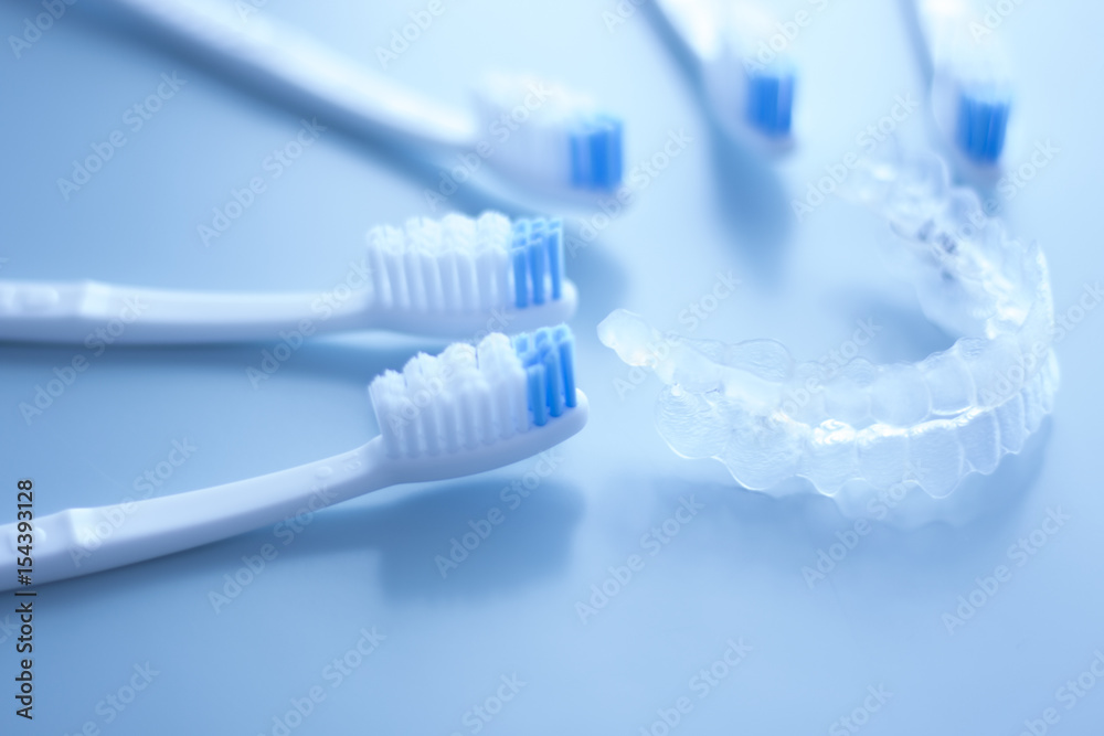 Dental aligners and toothbrush Dental aligners and toothbrush