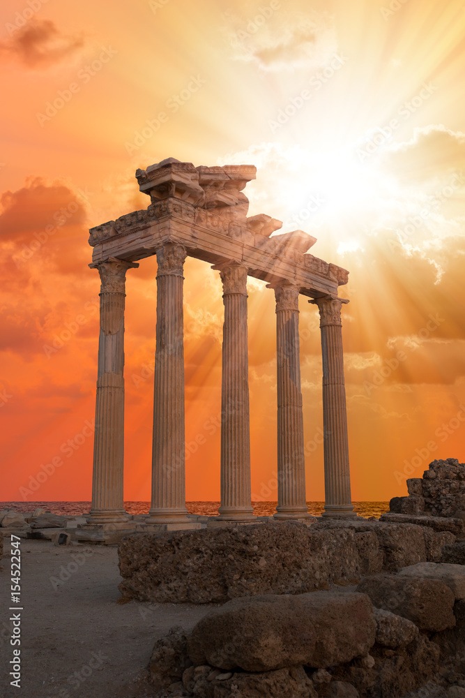 Fototapeta premium Temple of Apollo, Side, Turkey