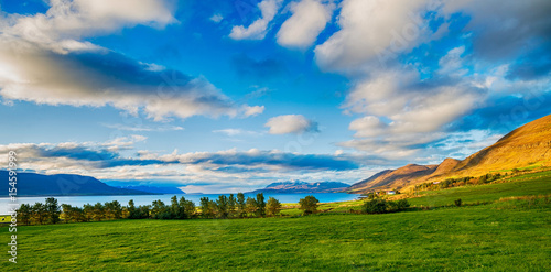 Schilderij op canvas Icelandic landscape near Akureyri
