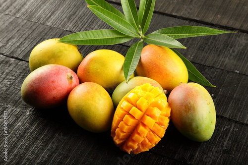 Fresh organic mangoes.