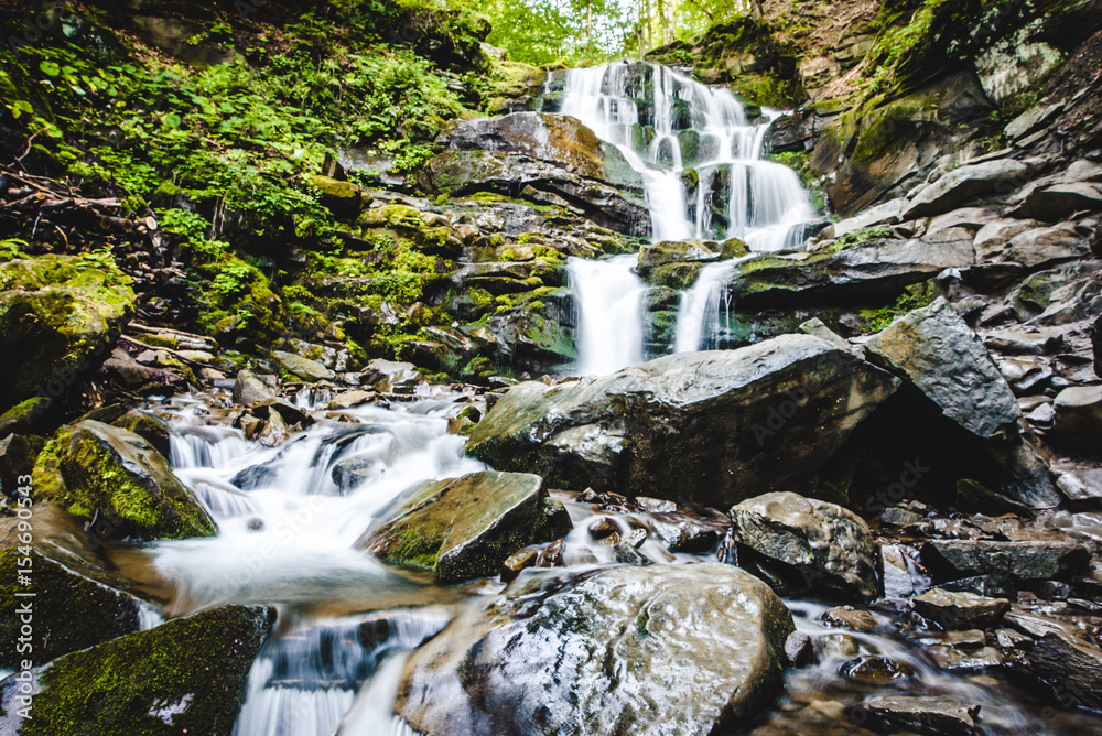 Fototapeta premium Waterfall Shypit in the Ukraine