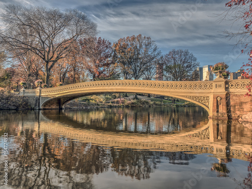 Bow bridge Central Park autumn