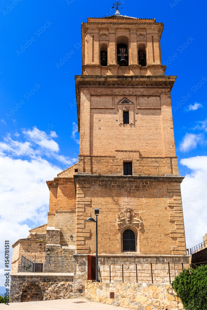 Obraz premium Monumento - Iglesia de Santa Maria la Mayor en Alcaudete, Jaén, España