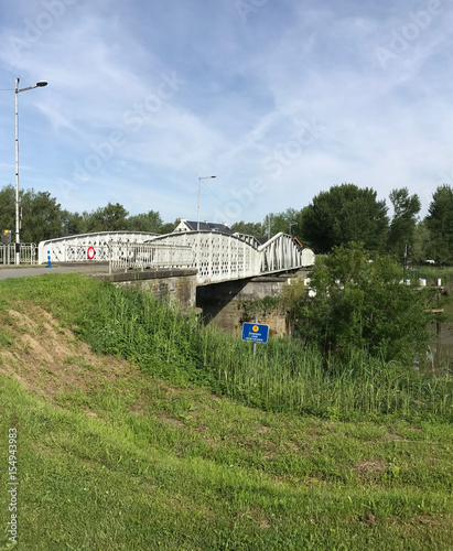 Mirabrug Hamme België photo