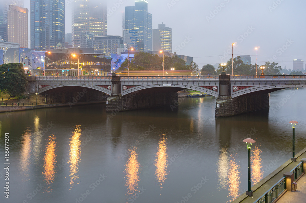 Princes Bridge across Yarra river in Melbourne
