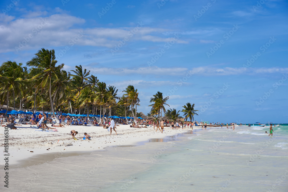 Caribbean coast of Riviera Maya / Tourists at so called 