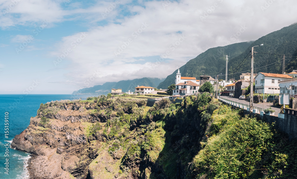 Fototapeta premium Costline of Seixal, small town in Madeira, Portugal