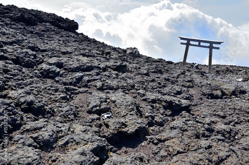富士山 静岡県側山頂の鳥居