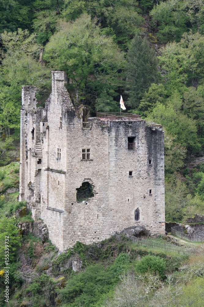 les tours de Merle,place forte du moyen-âge en Corrèze