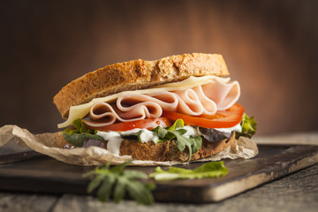 Sierkussen Snackbar Broodje ham kaas tomaat sla  © ramoncin1978