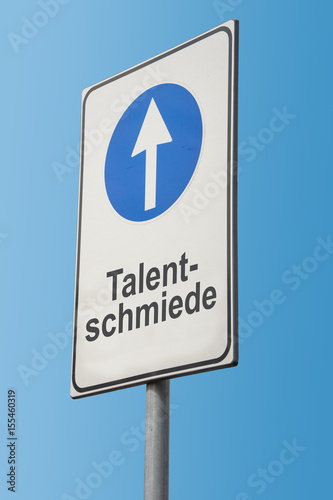 Schild 173 - Talentschmiede