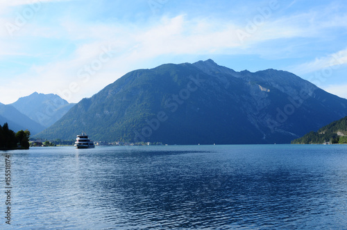 Austria/Pertisau: Achensee-Schifffahrt im Tirol © gmcphotopress