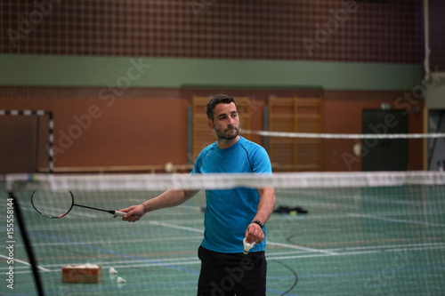 young man playing badminton © Tobias Arhelger