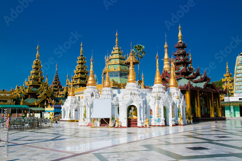 Golden Shwedagon temple the main buddhist stupa in Yangon, Myanmar © Aleksandar Todorovic