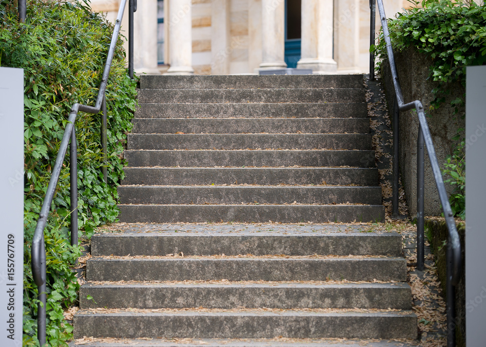 Fototapeta Treppe zu historischen Bauwerk