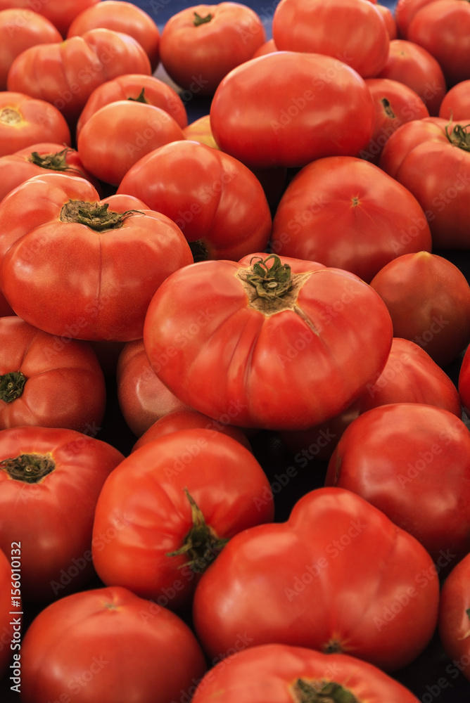 red tomatoes on the tray red tomatoes on the tray