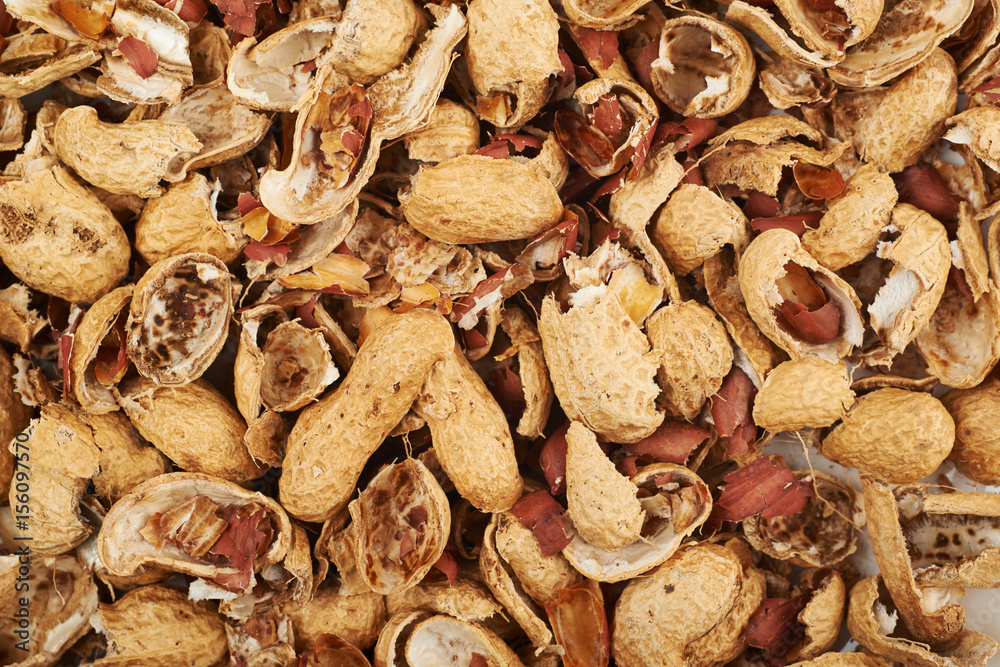 Surface coated with peanut shells