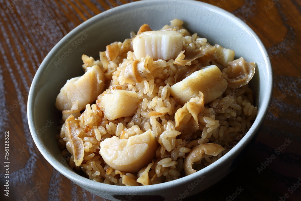 帆立貝の炊き込みごはん Rice cooked scallops 帆立貝の炊き込みごはん Rice cooked scallops