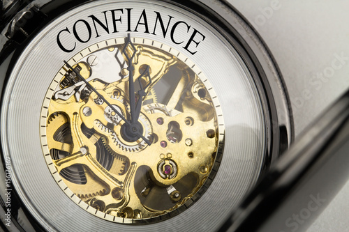 Confiance auf Taschenuhr