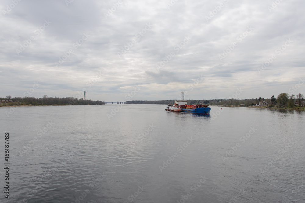 Obraz premium River ship