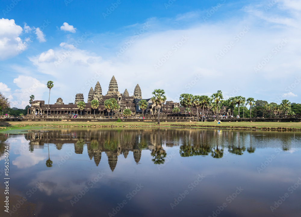 Fototapeta premium Angkor Wat day time