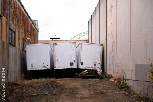 Yard for settling old company dry van trailers
