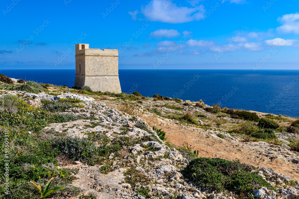 Wachturm der Johanniter: Restaurierter Hamrija-Tower an Maltas Westküste