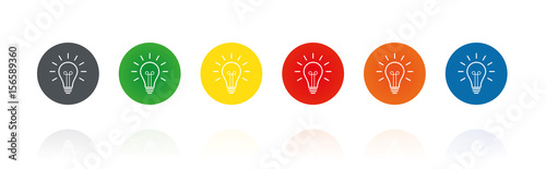 Glühbirne - Innovation - Farbige Buttons