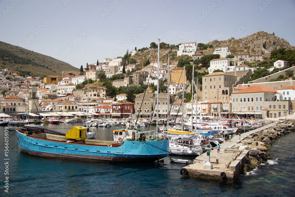  Bright scenery of the Greek port on the island