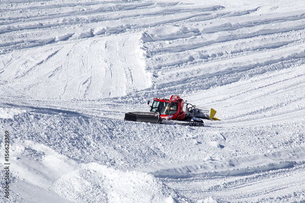 Snow grooming machine foto de Stock Adobe Stock
