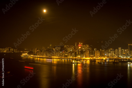 Honkong bei Nacht - Victoria Harbour - Blick auf Hochhäuser, Asien