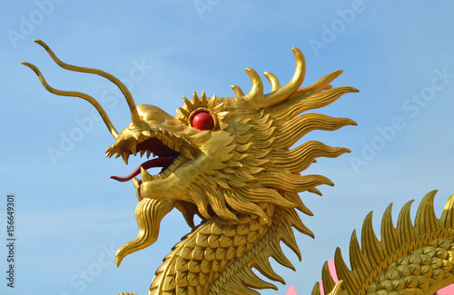Chinese style dragon statue