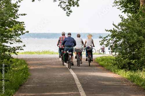 Fahrradtour mit der Familie am Wochenende