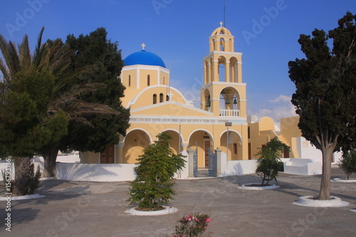 Eglise Saint Georges à Santorin photo