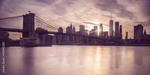Manhattan Skyline with Brooklyn Bridge © Felix Pergande
