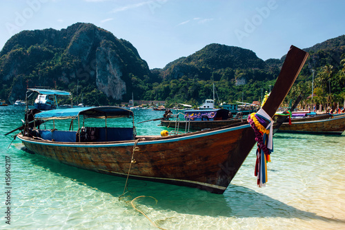 Long tail boat on the beach in Koh Phi Phi, Thailand © innatyshchenko
