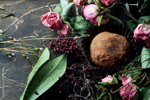 Fotografie Made by hands raw candy healthy food