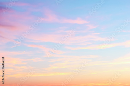 Fototapeta Naklejka Na Ścianę i Meble -  Sunset in the evening sky