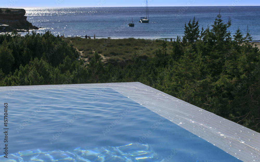 Obraz premium Infinite pool in Formentera