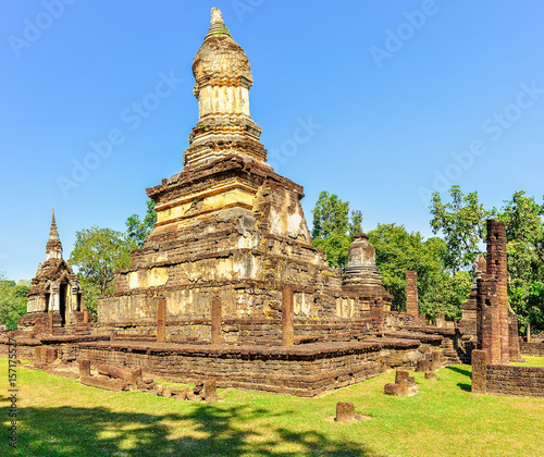 Wat Chedi Chet Thaeo in Si Satchanalai, Thailand photo