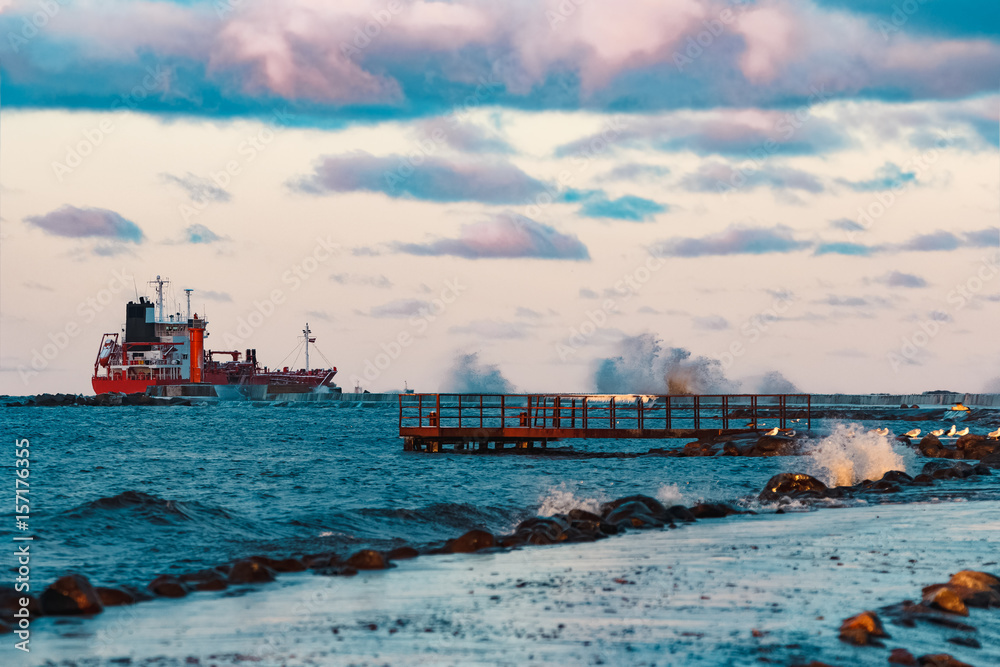 Naklejka premium Red oil tanker