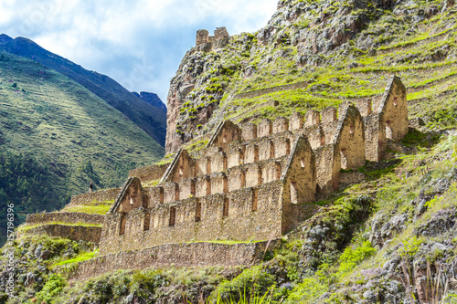 Ollantaytambo, Peru, Sacred Valley, ruins photo
