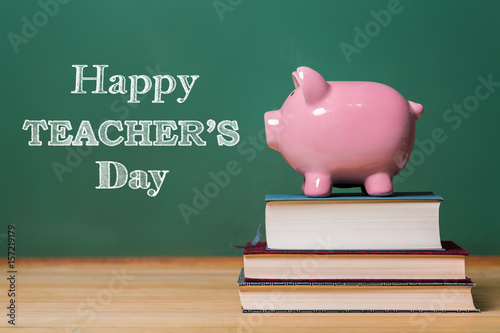 Happy Teachers Day message with pink piggy bank