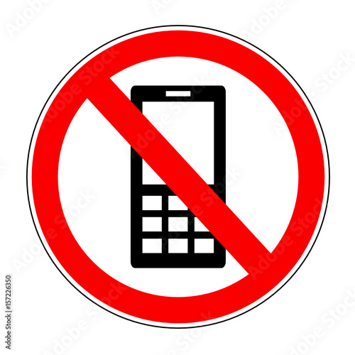 znak zakaz używania telefonu