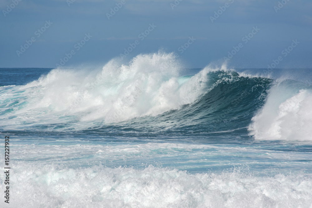Rough waves crashing in the ocean